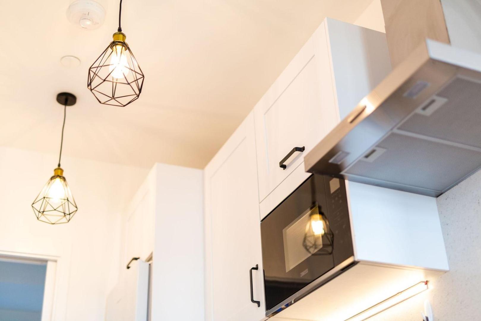 Studio Apartment With 65" Smart Tv ニューポート エクステリア 写真